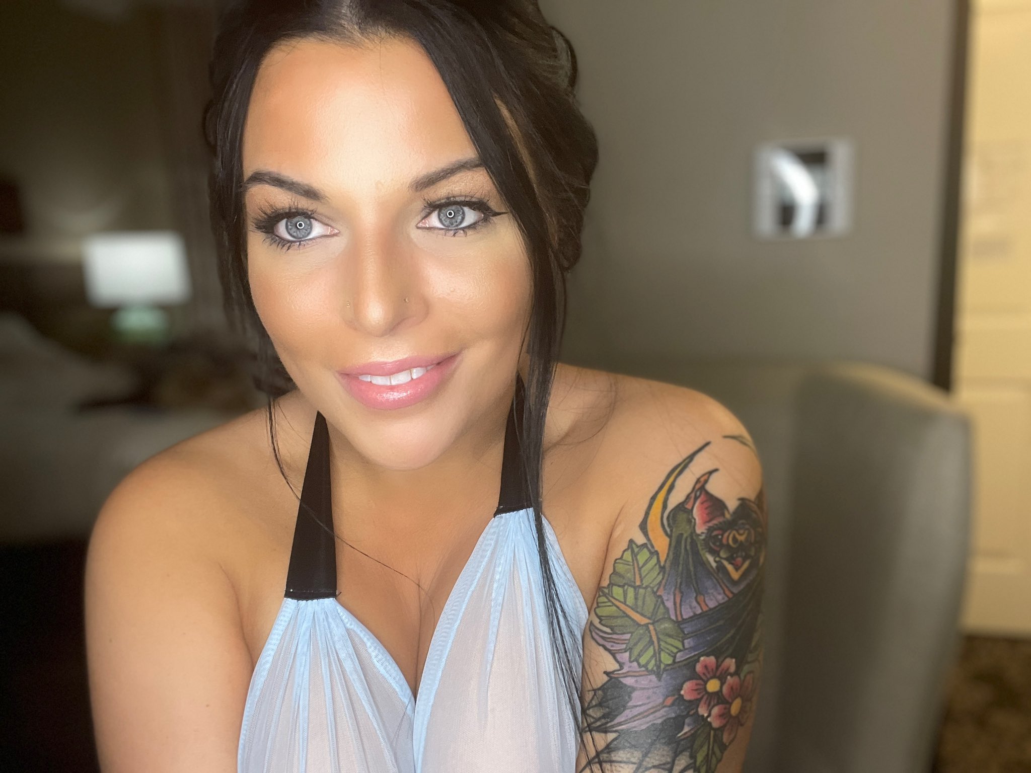 alicia-on-twitter-testing-1-2-3-https-t-co-weat1cxtre-twitter