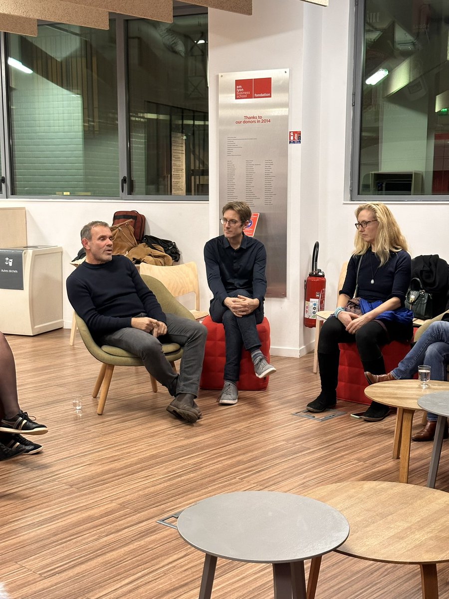 Des échanges « à contre courants » du digital et des levées de fonds 🤯