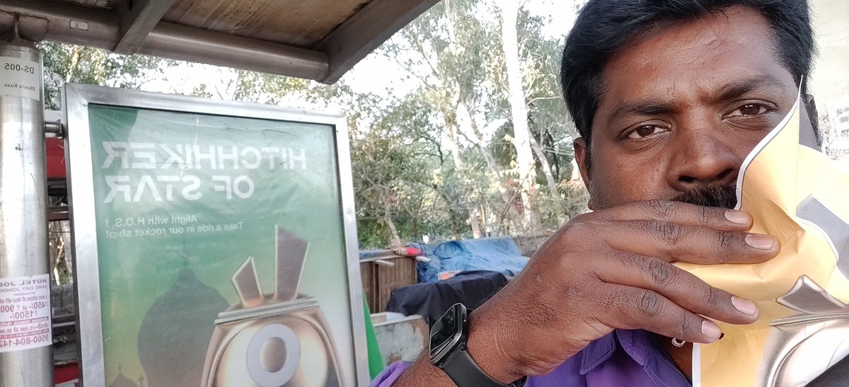 ajithkovela's tweet photo. Finally iam got exact place in new delhi hitchhiker of star... NFT... hypernation....(1800 km)
#HyperNFTpro
#HyperNFT 
#HOSGiveaway 
#HOSTravel 
#NFTGiveaway 
#NFTs https://t.co/CYDgsbosx4