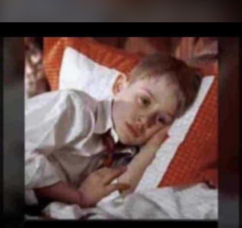 Divine32 tweet media