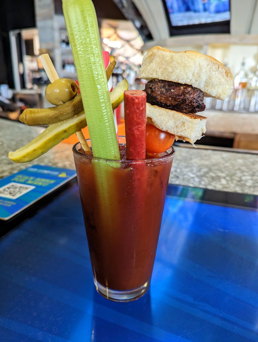 MikeWendt's tweet photo. Tuna Nachos and a Bloody Mary (with Meat Straw & Slider)... Hell of a start to an afternoon at #TheCowfish!
#LetsEat #UniversalStudios
#Foodie #CityWalk #FloridaFoodie #Brunch #FloridaLife #LIVIN https://t.co/VIrCsUedD9