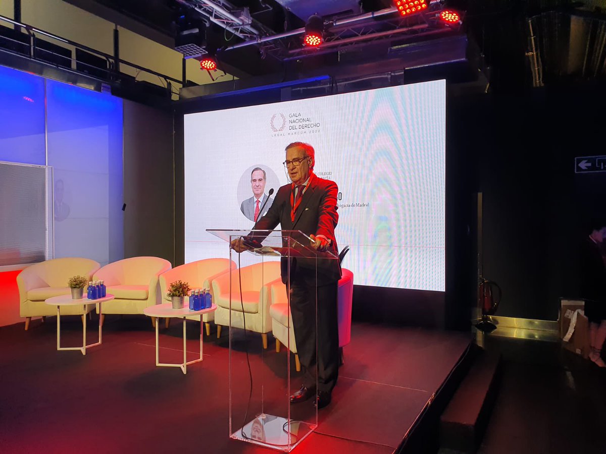 icam_es's tweet photo. Nuestro decano en funciones @JM_AlonsoPuig inaugura los #premios “Legal Marcom 2022” en el @WiZinkCenter de #Madrid. Un evento para reconocer la excelencia y la #innovación #jurídica en #España y #Latinoamérica
cc @GericoAssociate https://t.co/excxYpDdfT