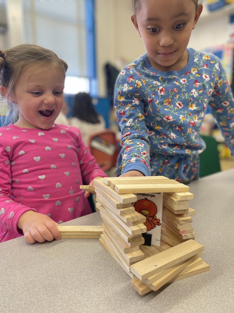 GCSD_STREAM tweet media