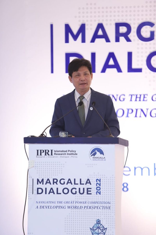 SalmanAneel's tweet photo. 🙏My gratitude to all speakers of #ForumA: Hans Timmer @WorldBankSAsia, Dr Tao Yitao & Dr Dai Yonghong @SZUniversity, Dr Vilas Nitivattananon @AITAsia, Dr @salmanahmed @Fidelity & @TrendsRA for their insights @IPRI_Pak's @MargallaDialog @AmbDrRaza
#MD22 #EconSec https://t.co/6B0V8ppZYN
