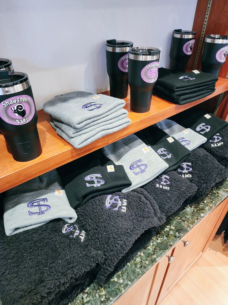 shawtech_store's tweet photo. Looking for the perfect holiday gift? Need to stay warm at Saturday's Final Four football game? Rams Pride has you covered with our new ST blankets and Carhartt hats! We will be open 6pm - 8pm tonight for Parent/Teachers. #GoRams https://t.co/xRWbGQNQ5v