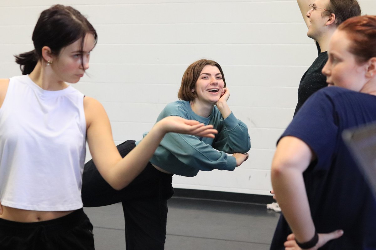 SCC_Arts's tweet photo. Here’s a sneak peak of what’s to come for our upcoming Christmas performance, Season’s Greetings! 

Performances are running December 9 - 17 at the Chrysler Theatre. Be sure to get your tickets early!

 @CBCWindsor @am800cklw @CTVWindsor 

#musictheatre #stclaircollege https://t.co/MsuvxMrG7U