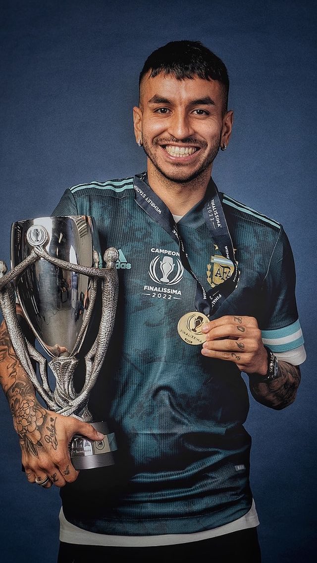 DavooXeneizeJRR's tweet photo. Este tipo no podía quedarse sin Mundial. Una lástima lo de Nico Gonzalez, pero Angelito es un fenómeno total. Su lugar estará bien cuidado. https://t.co/eG8O7eI6XU