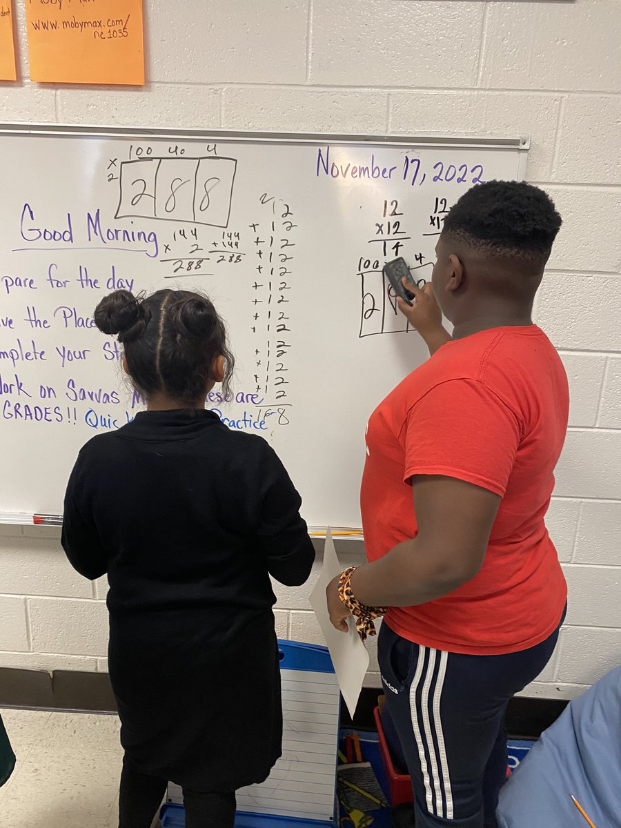 LisaJohnsonEDU's tweet image. THIS is what math instruction should look like!!! Students @HowardHallElem were collaborating, grappling, and using different strategies to problem solve. #CCSK5Math @mcadoo_erica @dcwnbct @chcatalano @CCSSuptConnelly @CumberlandCoSch