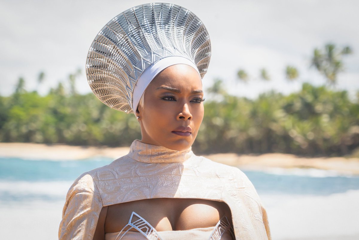 Ubuntu_RDC's tweet photo. #UbuntuCulture
Dans le film #BlackPanther Wakanda Forever la Reine Ramonda souveraine du Royaume du Wakanda est la fille de LUMUMBA.
#UbuntuRDC #RDC #MCU #Marvel https://t.co/z0AmyBXLCB