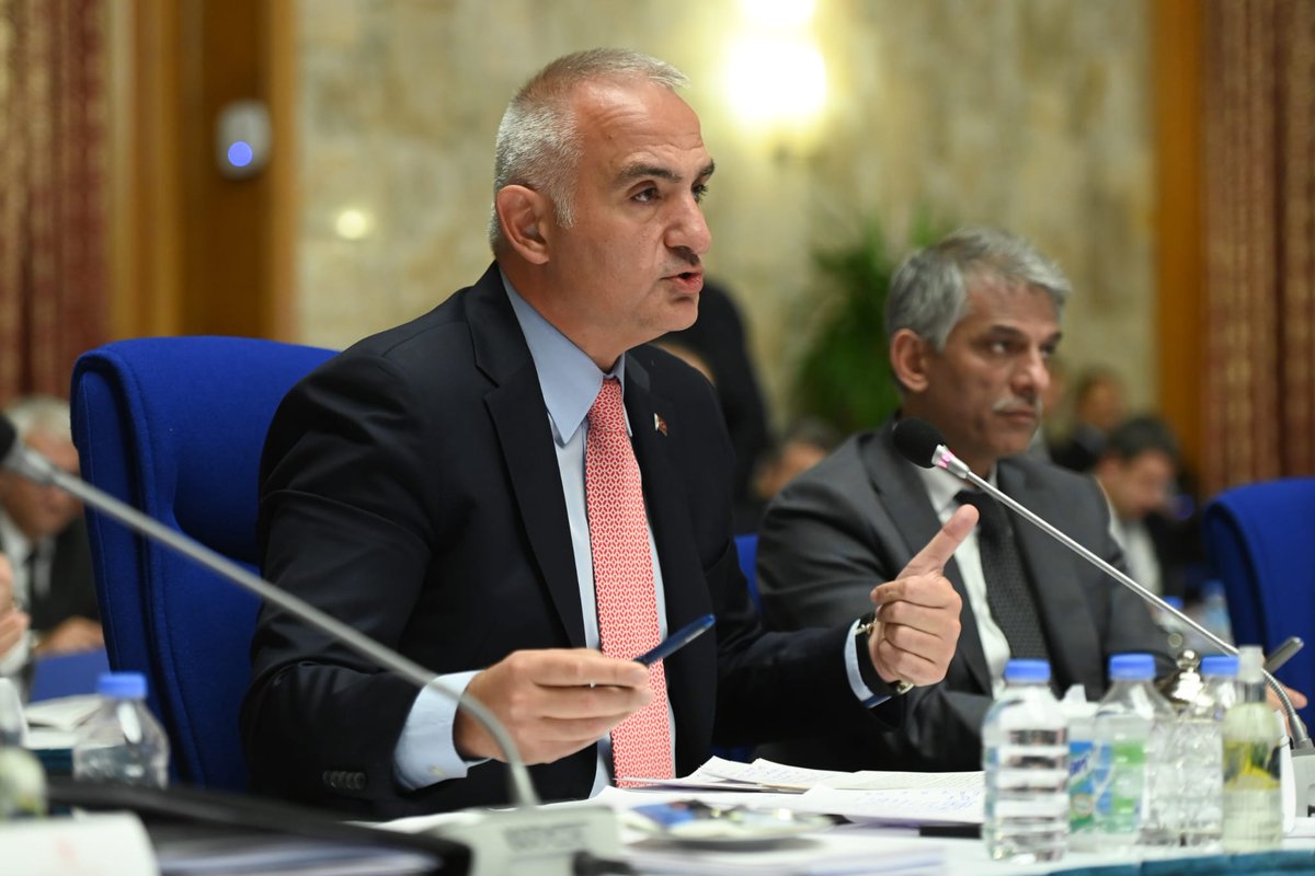 MehmetNuriErsoy's tweet photo. Bakanlığımızın 2023 yılı bütçesi TBMM Plan ve Bütçe Komisyonu tarafından kabul edildi.

Emeği geçen çalışma arkadaşlarıma, Komisyon Başkanımız Sayın @_cevdetyilmaz ve kıymetli milletvekillerimize teşekkür ederim.

Kültür ve turizmimize katkı sağlaması dileğiyle, hayırlı olsun. https://t.co/uhSwQ3w1bI