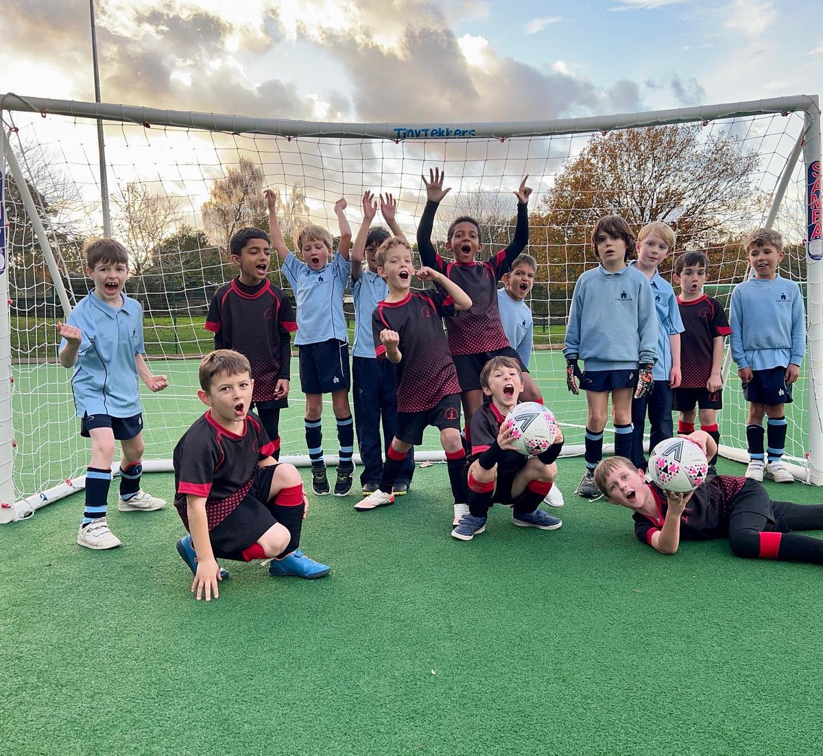 #waterlogged pitches didn’t stop our Junior #football #festival this afternoon <a href="/copthorneprep/">Copthorne Prep.</a> 🌧 We just moved all 75 boys to the Astro! Sone cracking matches with great performances and great #goals Thanks to @lancingprep.hove and @officialfarlingtonschool for making the trip!