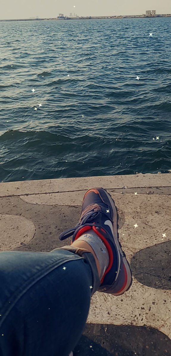 Bu lensi dene! lens.snapchat.com/a2c9f9992cab48…