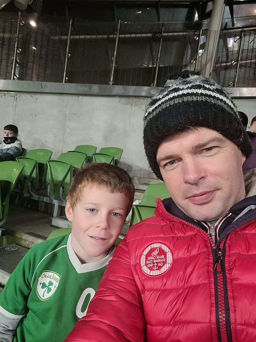 shane_kell81's tweet photo. #COYBIG https://t.co/B4noYpznnJ