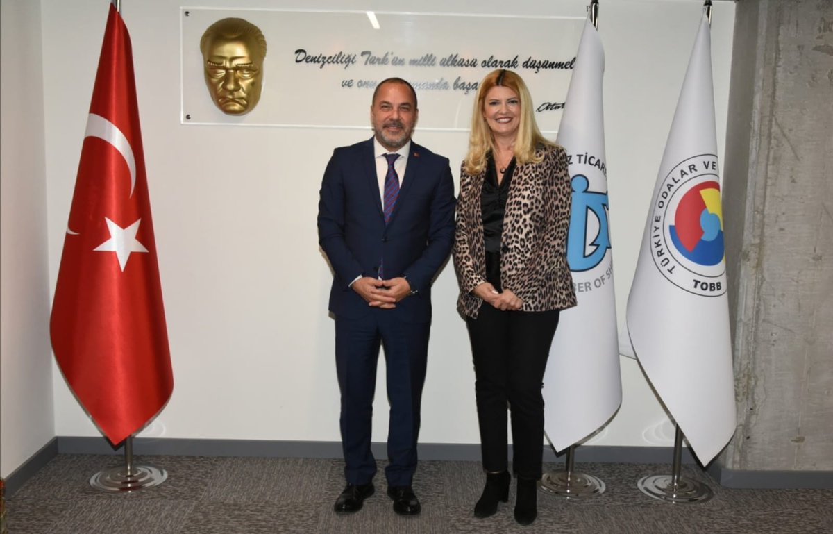 Dekan hocamız Prof. Dr. Ebru Yeşim ÖZKAN, İMEAK Deniz Ticaret Odası İzmir Şubesi Yönetim Kurulu Başkanı Yusuf ÖZTÜRK'ü ziyaret etti.