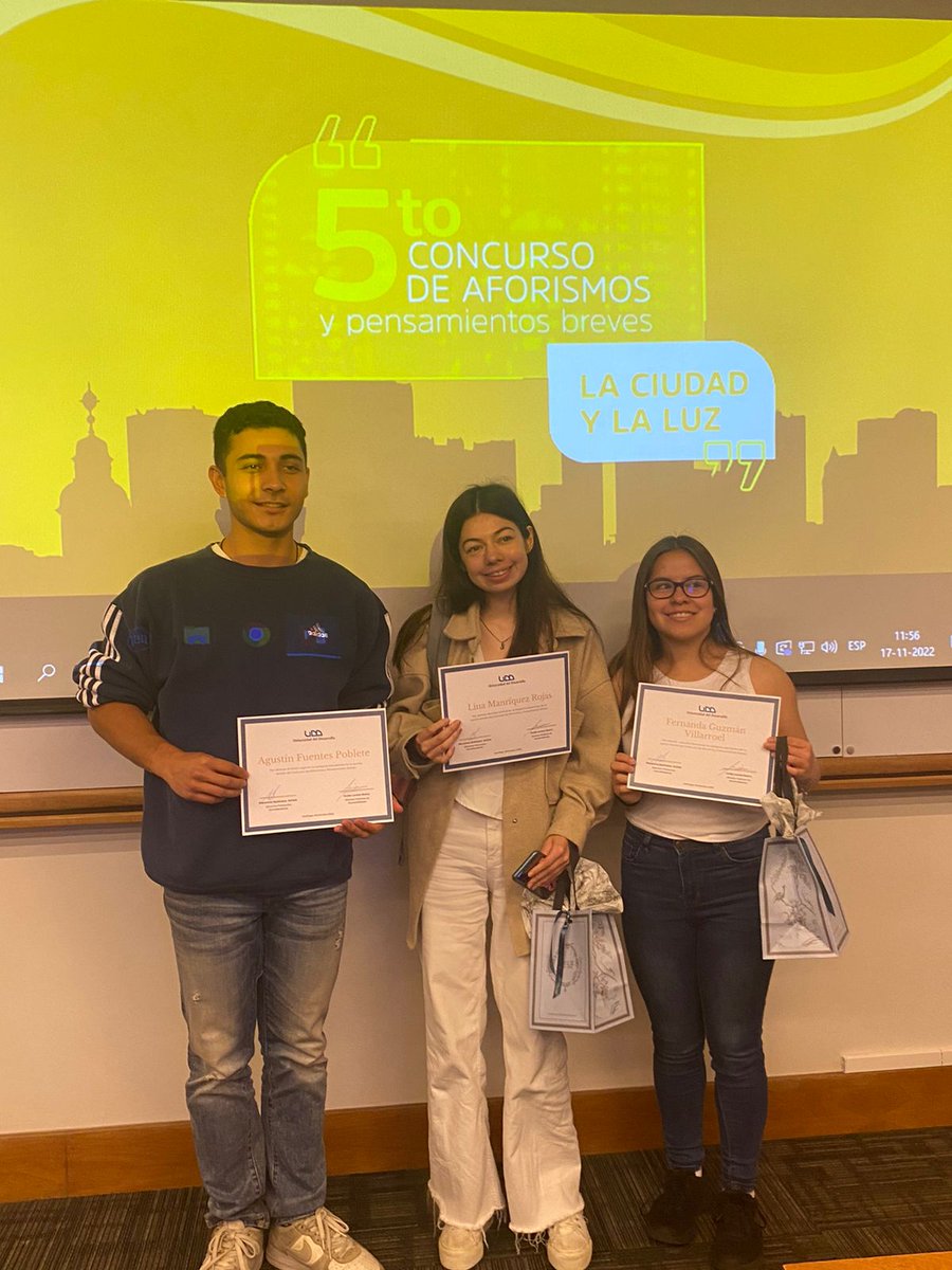 HumanidadesUDD's tweet photo. 🏆Hoy premiamos a quienes ganaron la 5ta versión del concurso de 𝗔𝗙𝗢𝗥𝗜𝗦𝗠𝗢𝗦⁣
⁣
Tema: 𝗟𝗮 𝗰𝗶𝘂𝗱𝗮𝗱 𝘆 𝗹𝗮 𝗹𝘂𝘇🏙️✨⁣
⁣
🌐Revisa la nota completa: ⁣https://t.co/ZTk3cyGAEJ https://t.co/G8snVZn9nL
