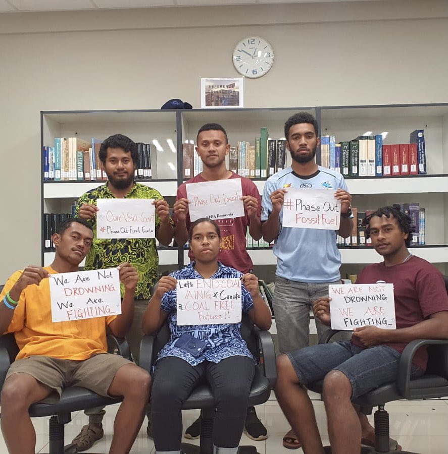 350Pacific's tweet photo. We rally behind our people, our leaders working tirelessly at #COP27 to ensure we name the problem that’s causing the climate crisis and work towards a Just Transition to a renewable future that’s safe and sustainable for all! #PhaseOutFossils #FossilFuelTreaty https://t.co/YoklWg0DQT