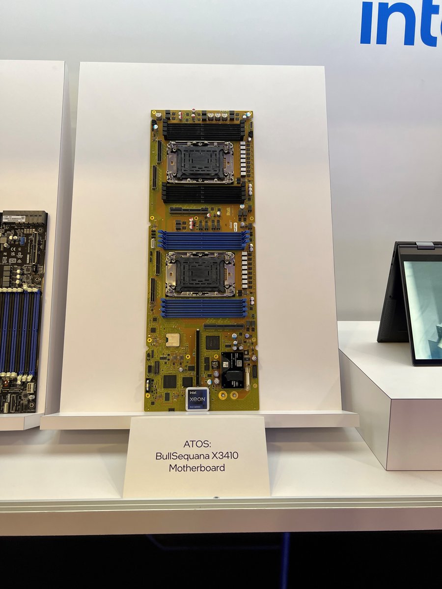 Beauty and power is on display at #SC22! Here are the new boards bringing breakthrough memory bandwidth, and performance to #HPC and #AI from systems featuring #IntelXeon CPU Max Series designs from @QuantaQCT, @Supermicro_SMCI, @HPE_Cray, @ASUS, @AtosBigData.