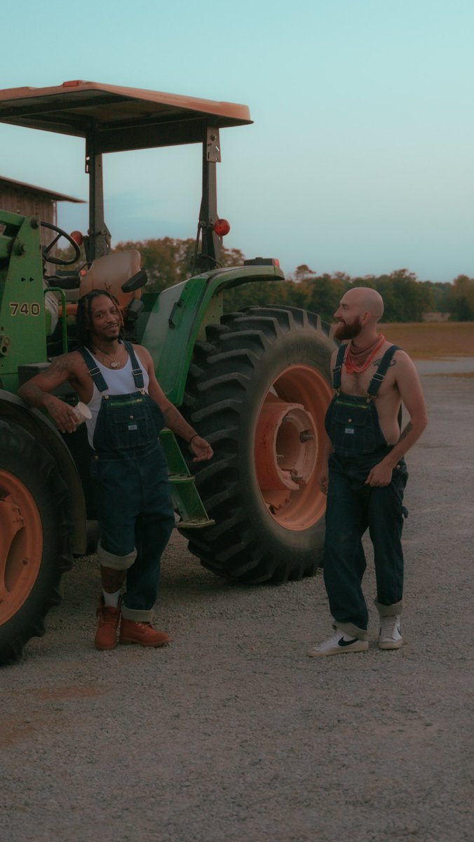 iamleotherapper's tweet photo. Accent. This Friday at midnight. With @WunTaykTimmy https://t.co/Nnr8LNS8Hc
