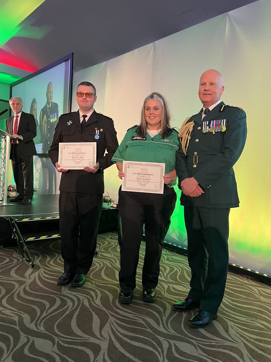 OFFICIALWMAS's tweet photo. Brad and Lisa were at a @stjohnambulance meeting in Oswestry when they were assigned as CFRs to a paediatric cardiac arrest. They began basic life support until the ambulance arrived shortly after. They continued to assist the crew and gave the child the best chance of survival. https://t.co/arQ6SeN1k8