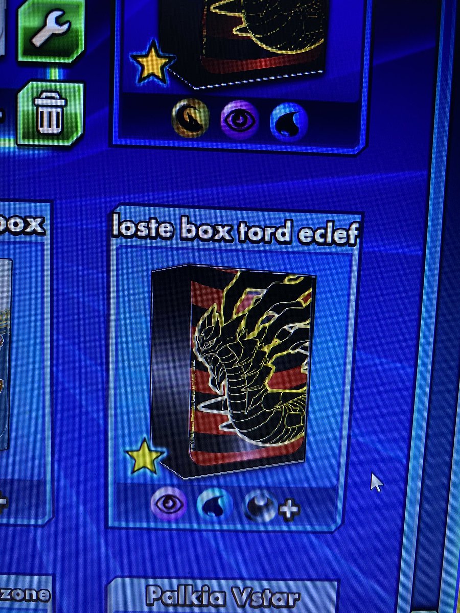 When your kids try to build a famous deck… 🤣🤣🤣 Ok, that’s sound like the real pronunciation in French <a href="/TordReklev/">Tord Reklev</a> 🤣🙏🏻😇