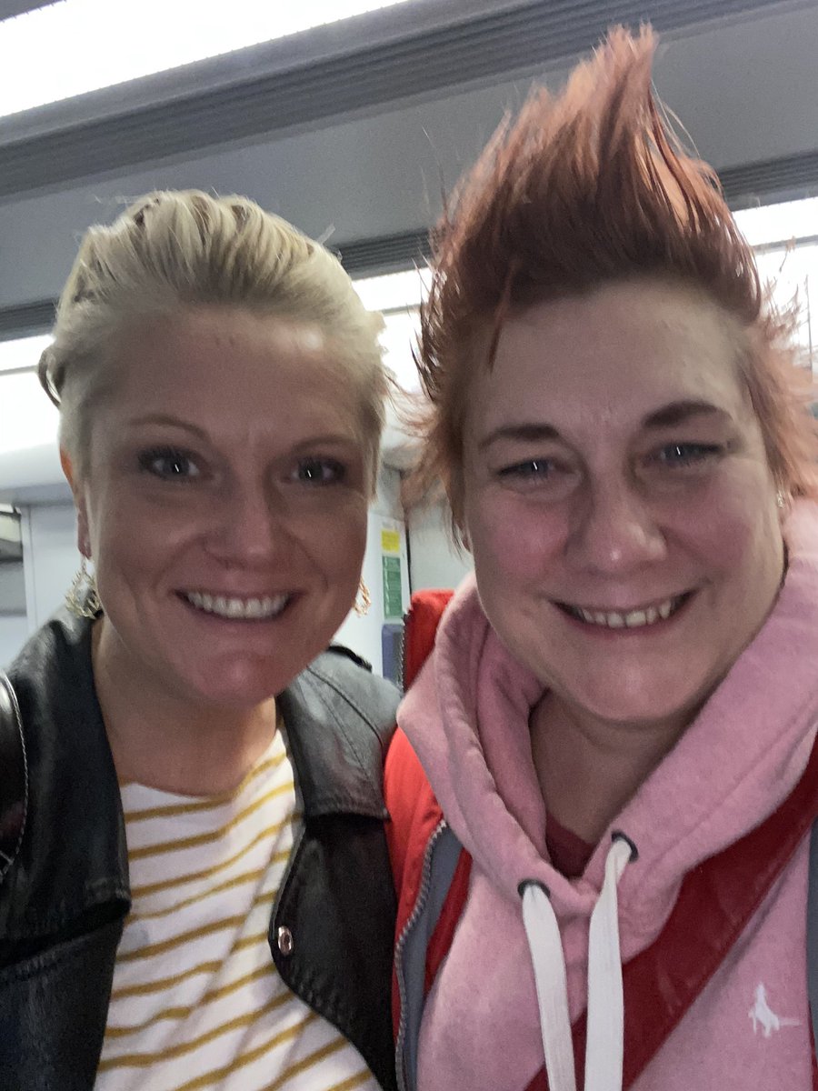 Rare occasion. Today we spent the whole day working together! I still sit as a Non Exec Director on <a href="/KineticYouthltd/">Kinetic Youth Ltd</a> board along side such amazing professionals @HannahLSmithson @HCCCM_Lynn <a href="/Top_CashBack/">TopCashback</a> <a href="/oliverwragg/">Oliver Wragg</a> , <a href="/rainbowgovernor/">RainbowGovernor 🏳️‍🌈🇺🇦</a> <a href="/GessAird/">Kinetic_Gess</a> Nicola Kefford &amp; more #youthwork