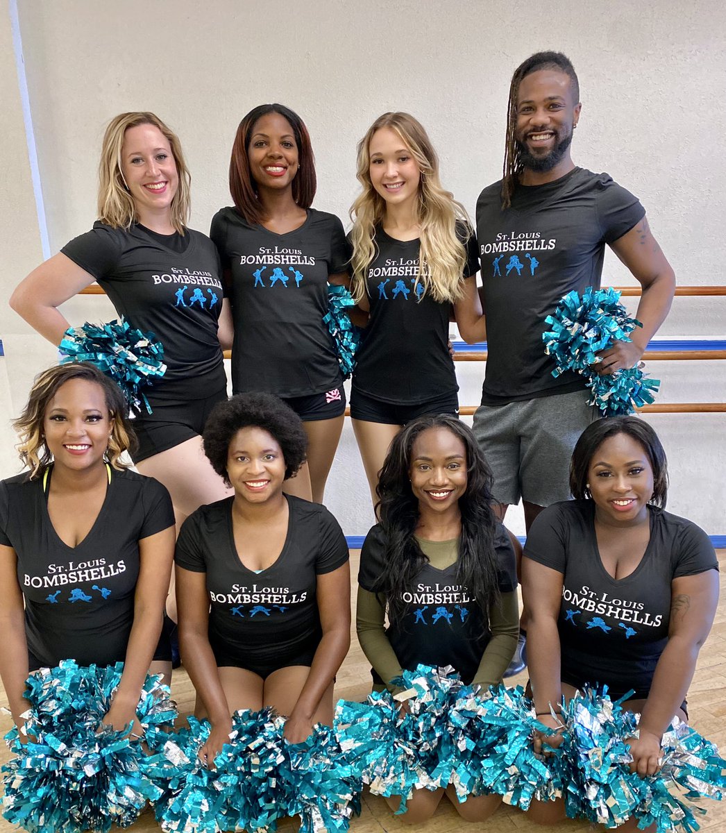 stlbombshells's tweet image. 2022-2023 St. Louis Bombshells💙✨💖