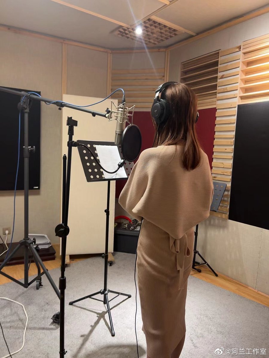 Unlocking a new hairstyle 🔒