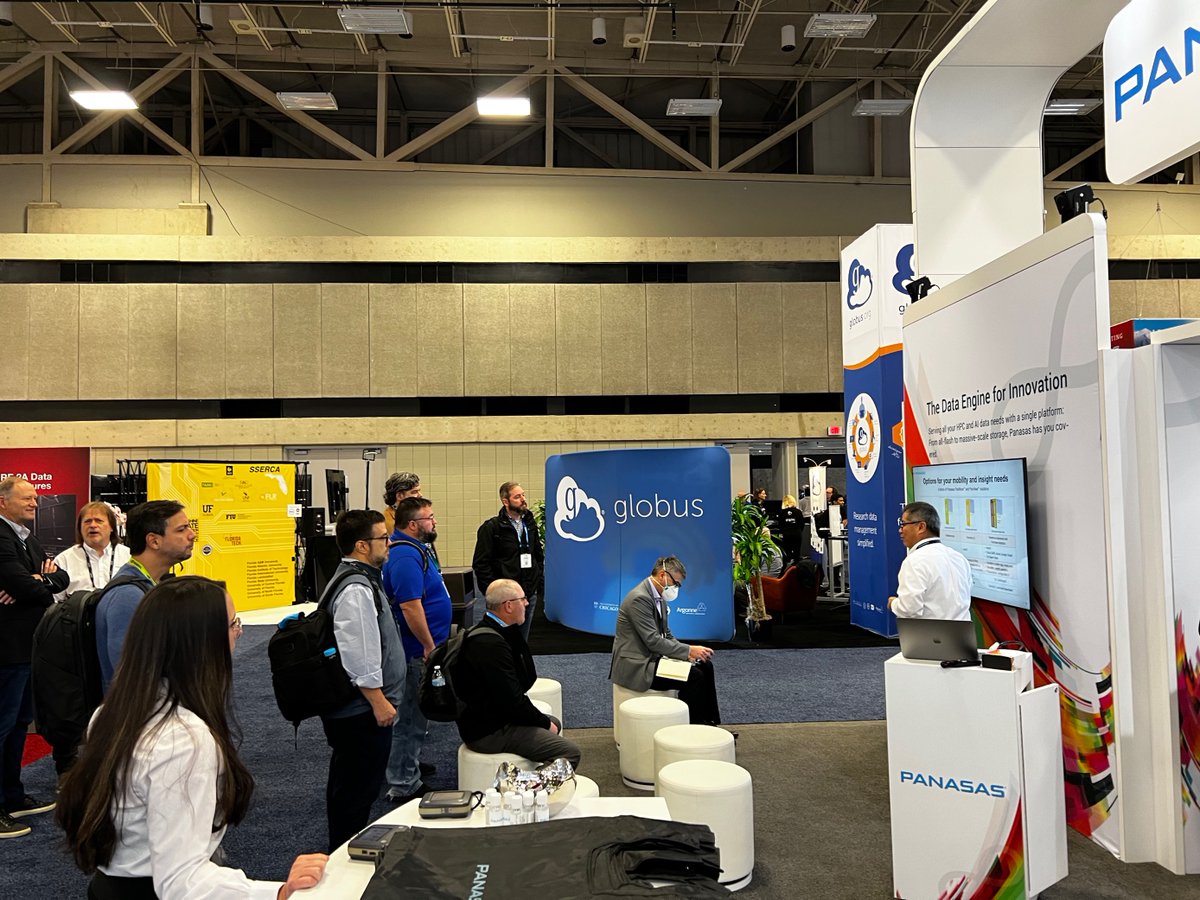 VDURAinc's tweet image. Snapshot of our successful turn out of VIP gathering from last night. 

Followed by check out what's happening now at our booth 713 at #SC22! 

#Panasas