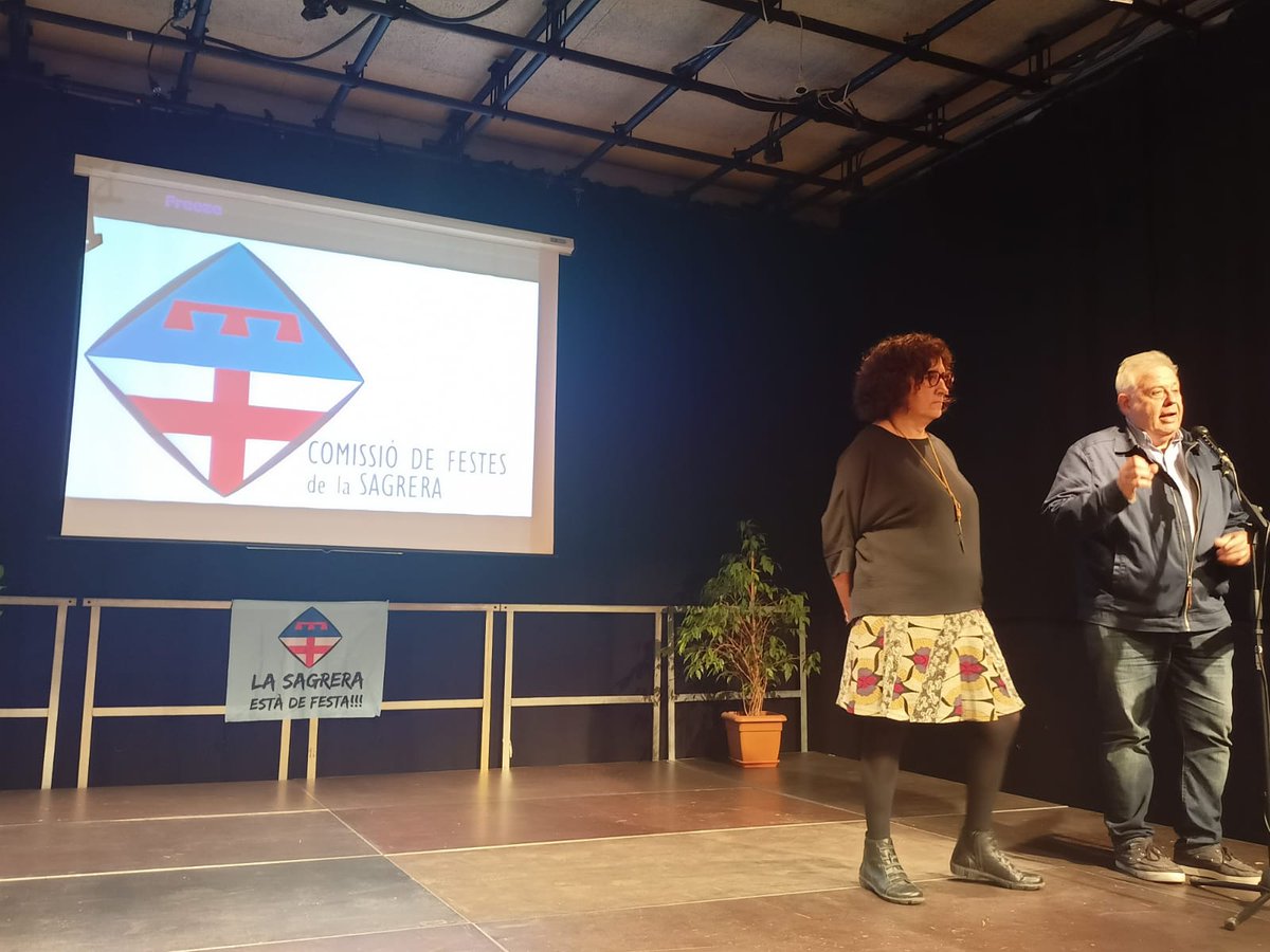 davidcadi's tweet photo. I ara ha començat el pregó d'inici de les festes de La Sagrera, a la @nauivanow , coincidint amb els seus 25 anys "acompanyant la creació". És un plaer veure a tota la colla de l'@FesteslaSagrera organitzant-ho tot! Gràcies per tota la feina que feu! #LaSagrera #FMLaSagrera https://t.co/xjaWnNCkKJ