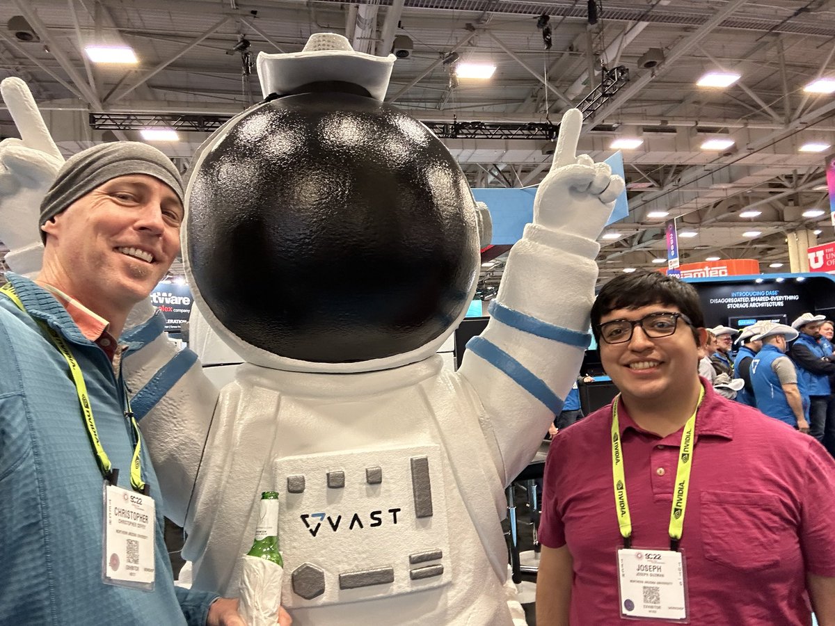 phlitekontrol's tweet photo. #VAST @VAST_Data https://t.co/Z53yGsaORg