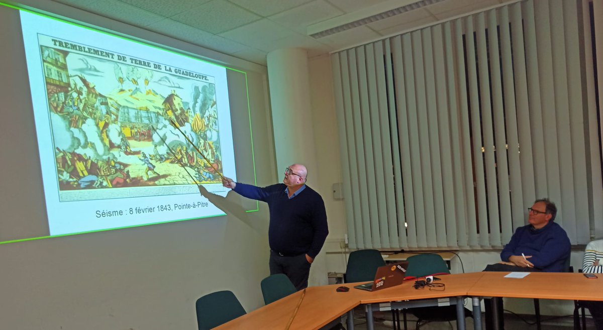 LMU_Volc's tweet photo. We have Dr. Roberto Moretti visiting this and next week. Today he presented results about La Soufrière de Guadeloupe volcano, considered a natural laboratory in the middle of the beautiful Caribbean! 
Roberto discussed the volcano evolution during its long-standing unrest! https://t.co/eDaNBT6mn9