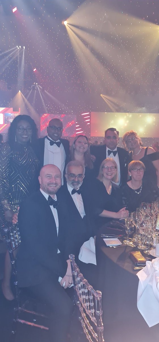 Ashpeshen's tweet photo. @HSJ_Awards it is so amazing to be at the HSJ awards again this year . Just amazing environment . Hello from Kent ICB with it's amazing ART https://t.co/KdhQV5bV8B