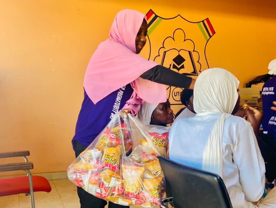 crispycrunchy14's tweet photo. Uniglobal Joins Edward Francis Small Teaching Hospital To Celebrate World Premature Day. A Person Is A Person No Matter How Small. @Publickmc @WHO @WFP @UNICEF @MoTIEBanjul @MinistryOfAg @FAO @BarrowPresident @WholeFoods https://t.co/cfVXlandgY