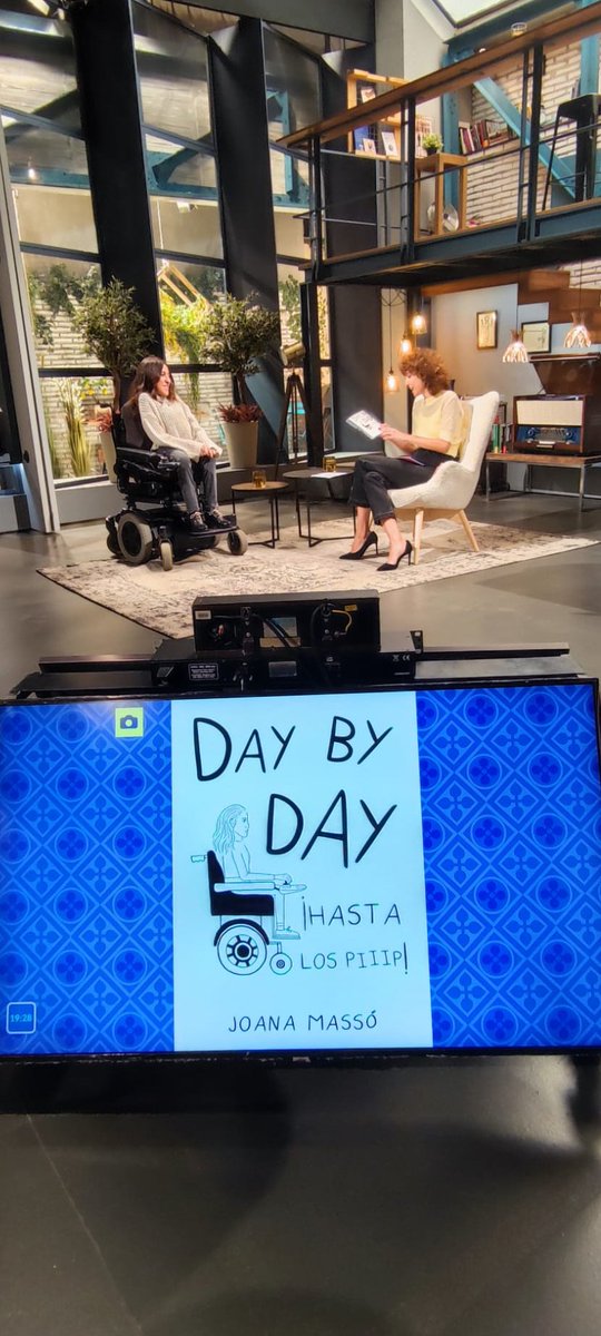 Joana Massó (@joanamasso) on Twitter photo DAY BY DAY al <a href="/plantabaixatv3/">Planta baixa TV3</a> de <a href="/tv3cat/">TV3 és ara @Som3Cat</a> amb <a href="/MarquesAgnes/">Agnes Marques</a> Espero que tot aquest esforç i hores q estic dedicant serveixin x actualitzar la nostra societat i fer-la inclusiva al més aviat possible!
L'inclusió no hauria d'existir en un món on ja hauríem de ser inclosos!
GRÀCIES! DAY BY DAY al <a href="/plantabaixatv3/">Planta baixa TV3</a> de <a href="/tv3cat/">TV3 és ara @Som3Cat</a> amb <a href="/MarquesAgnes/">Agnes Marques</a> Espero que tot aquest esforç i hores q estic dedicant serveixin x actualitzar la nostra societat i fer-la inclusiva al més aviat possible!
L'inclusió no hauria d'existir en un món on ja hauríem de ser inclosos!
GRÀCIES!