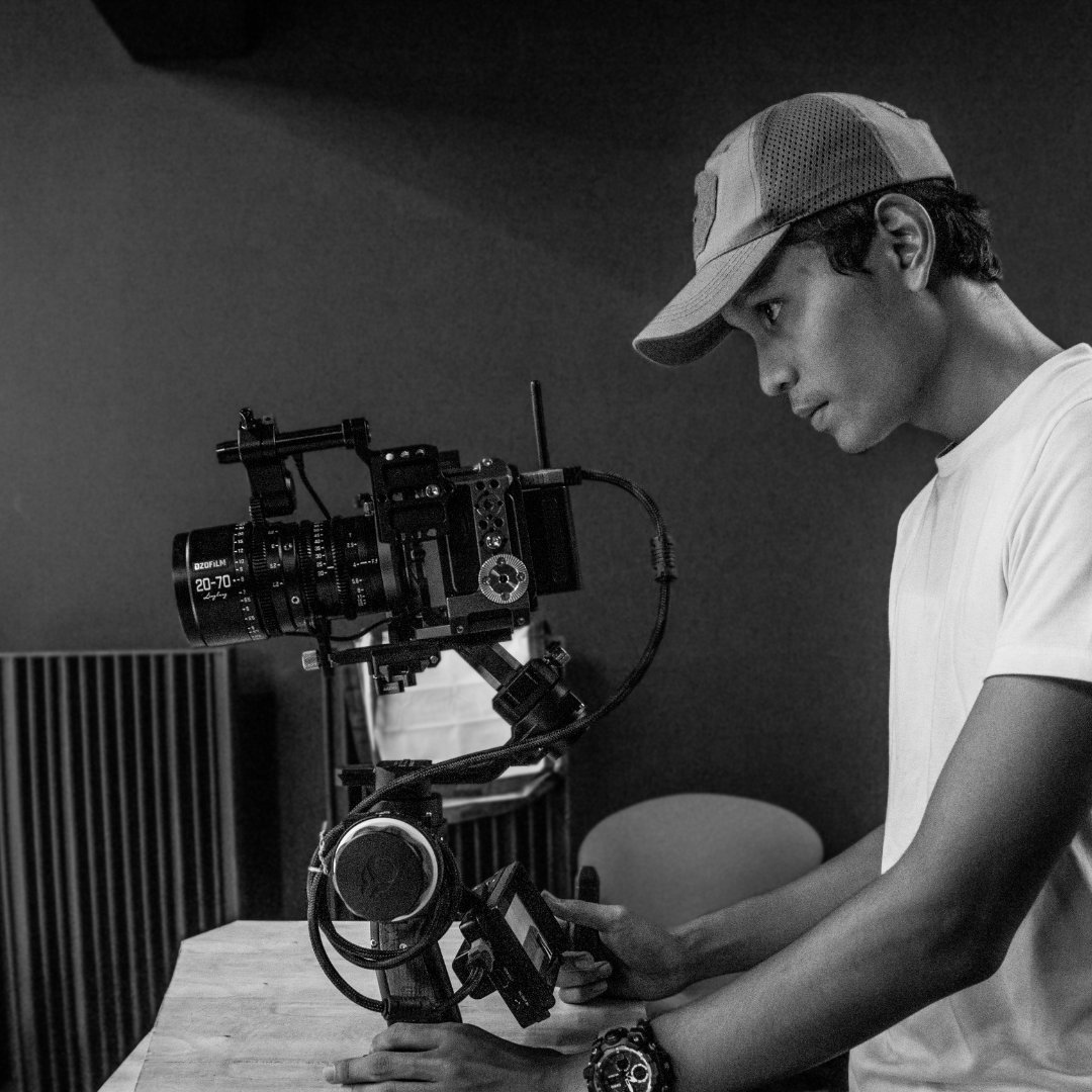 Film_ColumbusGA's tweet photo. GREAT NEWS!

Columbus is one of Georgia’s Camera Ready Communities, which means we’ve got everything you need locally to get your project rolling right away. 

https://t.co/zRZe07oZNX

@GeorgiaFilmSite 
@GSEcoalition 
@GAFilmAcademy https://t.co/8uMcBwLYqZ