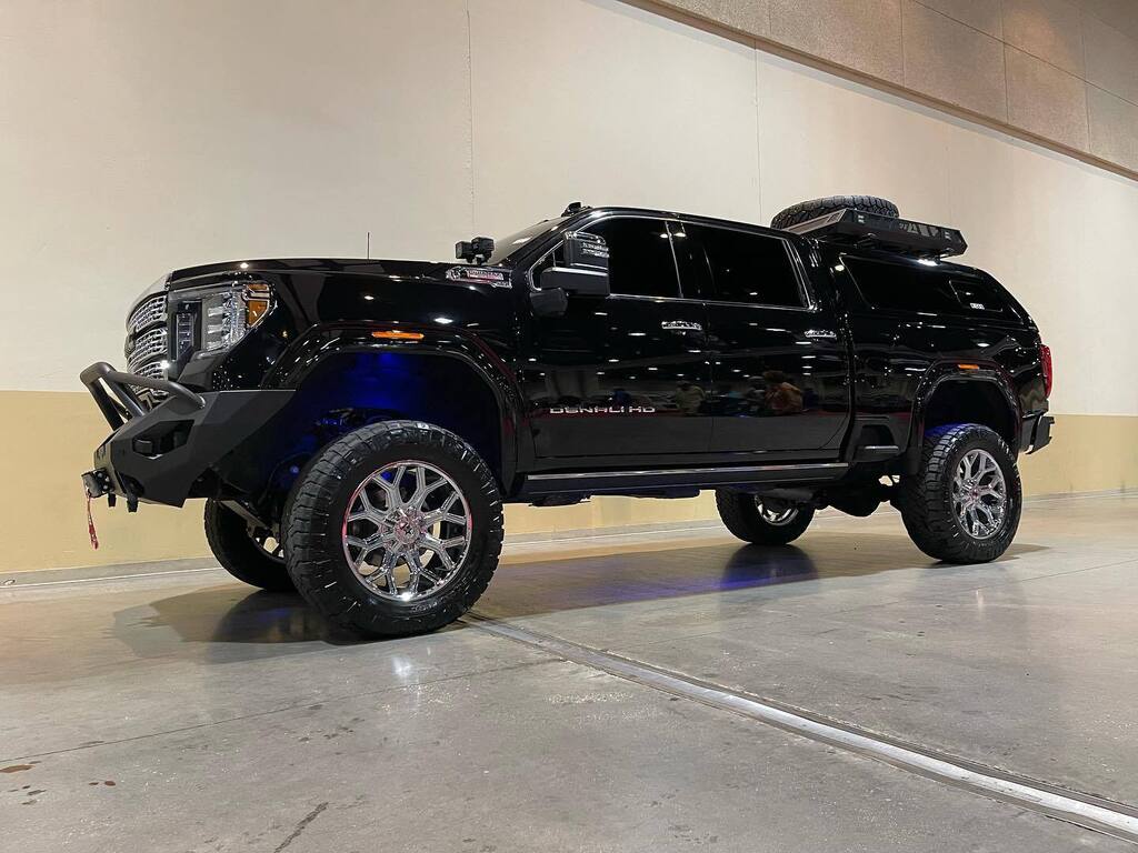 ridestech's tweet photo. FOR SALE: DM for build details 
$104,999 https://t.co/nI1CVIOsa3 https://t.co/0wIPs1h55q