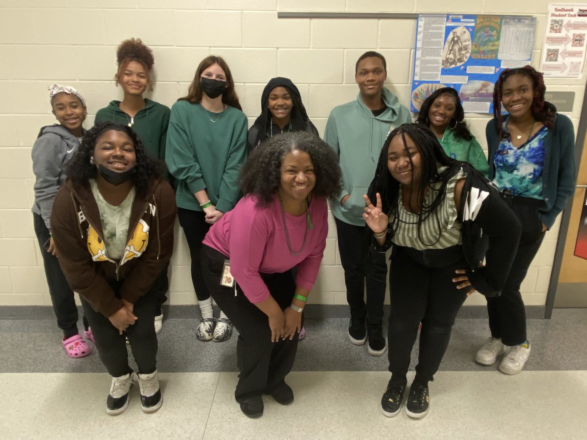 Ms. Nikki Hudson tweet media