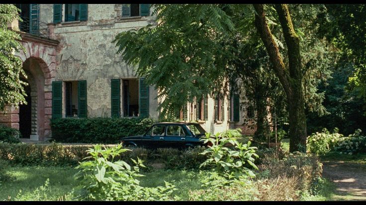 visionsinfilm's tweet photo. somewhere in northern italy https://t.co/BUhAViDVYn