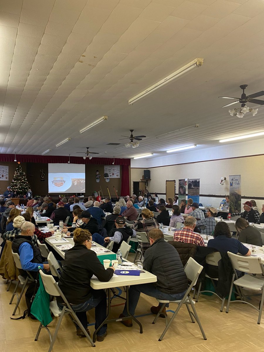 EnvuPastureCA's tweet photo. What a crowd! We're proud to sponsor Clearwater County’s 19th Annual Cattlemen’s Day. Visit our booth to learn what Envu can do for your farm. #westcdnag #rangeandpasture https://t.co/I62yQ0ZOYB