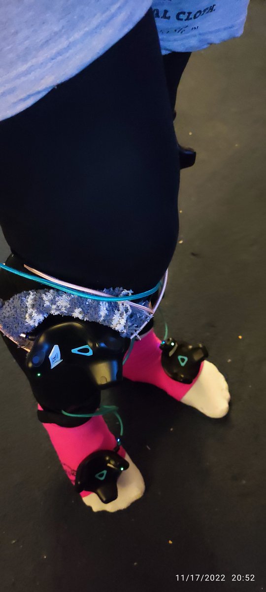 NjnaGrimsdottir's tweet photo. Built out new power line rigging for dancing.  Should be able to go indefinitely now by just swapping out the 2x 30000mAh batteries in the backpack.  Gooooooo. #fevr #fevrtwt #njna #vr #irl #gearpix #vrgear #dance https://t.co/xEf0CUxBGv