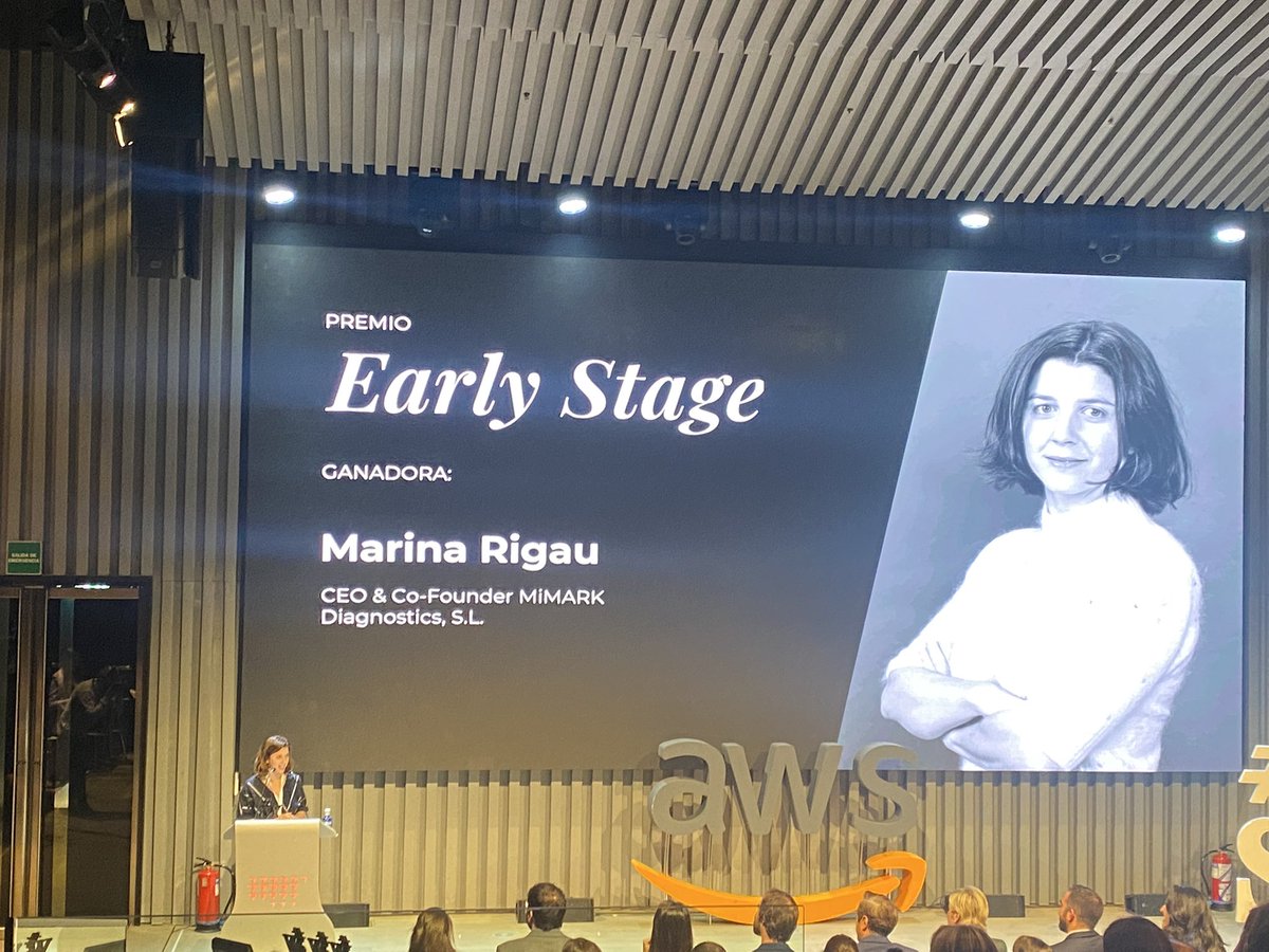 adriacurran's tweet photo. Felicidades @RigauMarina por el premio Early Stage de #WSA y por el trabajo realizado en #MiMark @VHIR_ @vallhebron https://t.co/7kF65RvwBd