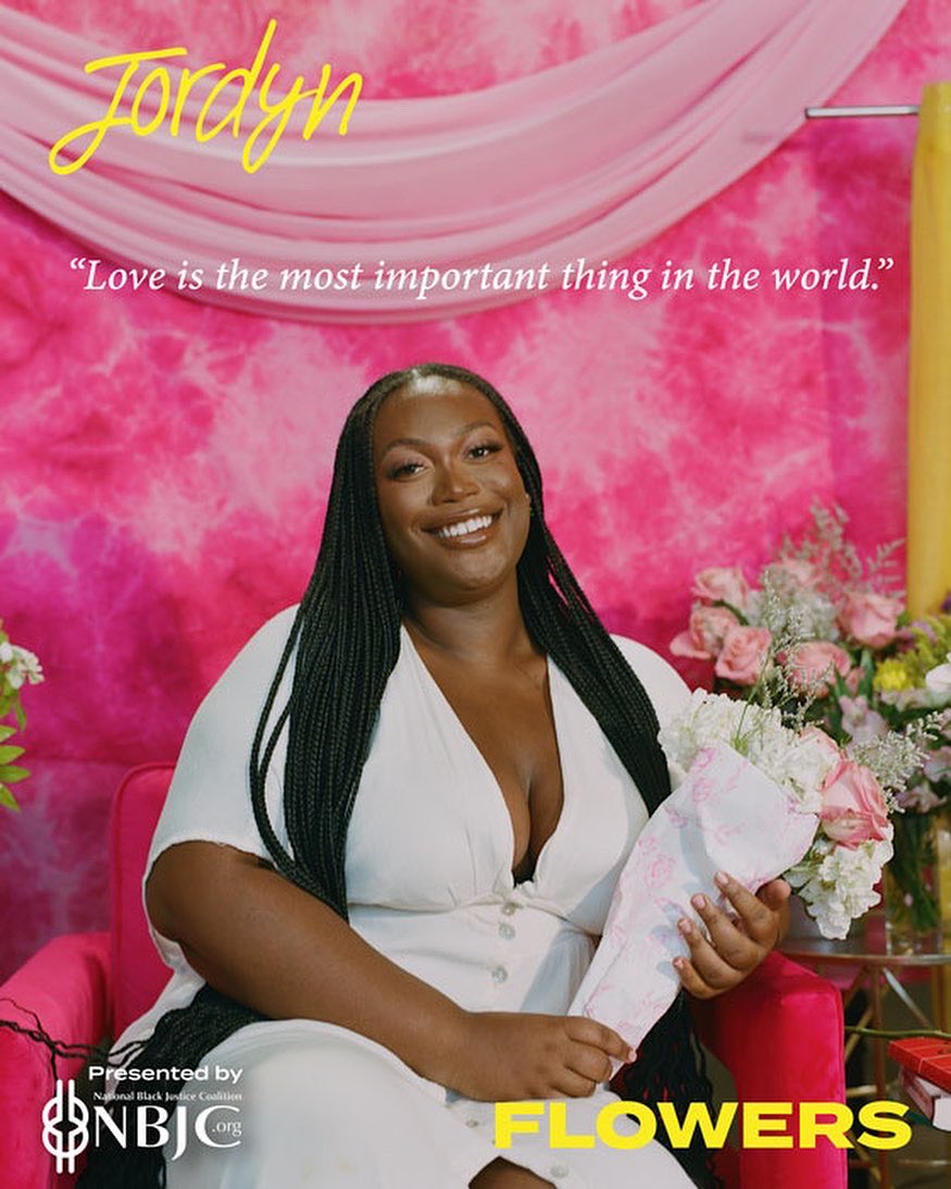 ROADforUnity's tweet photo. Share Your Flowers On Social Media
Using The Hashtags #NBJCFLOWERS #GivingFlowers
Make Sure To Tag @NBCJOnTheMove So they Can Repost And Share
#ROAD4US #NoSiblingLeftBehind #BlackTransLivesMatter #BlackLivesMatter
#blackqueerlivesmatter #TransAwarenessWeek2022 https://t.co/RWyIzqwGg9