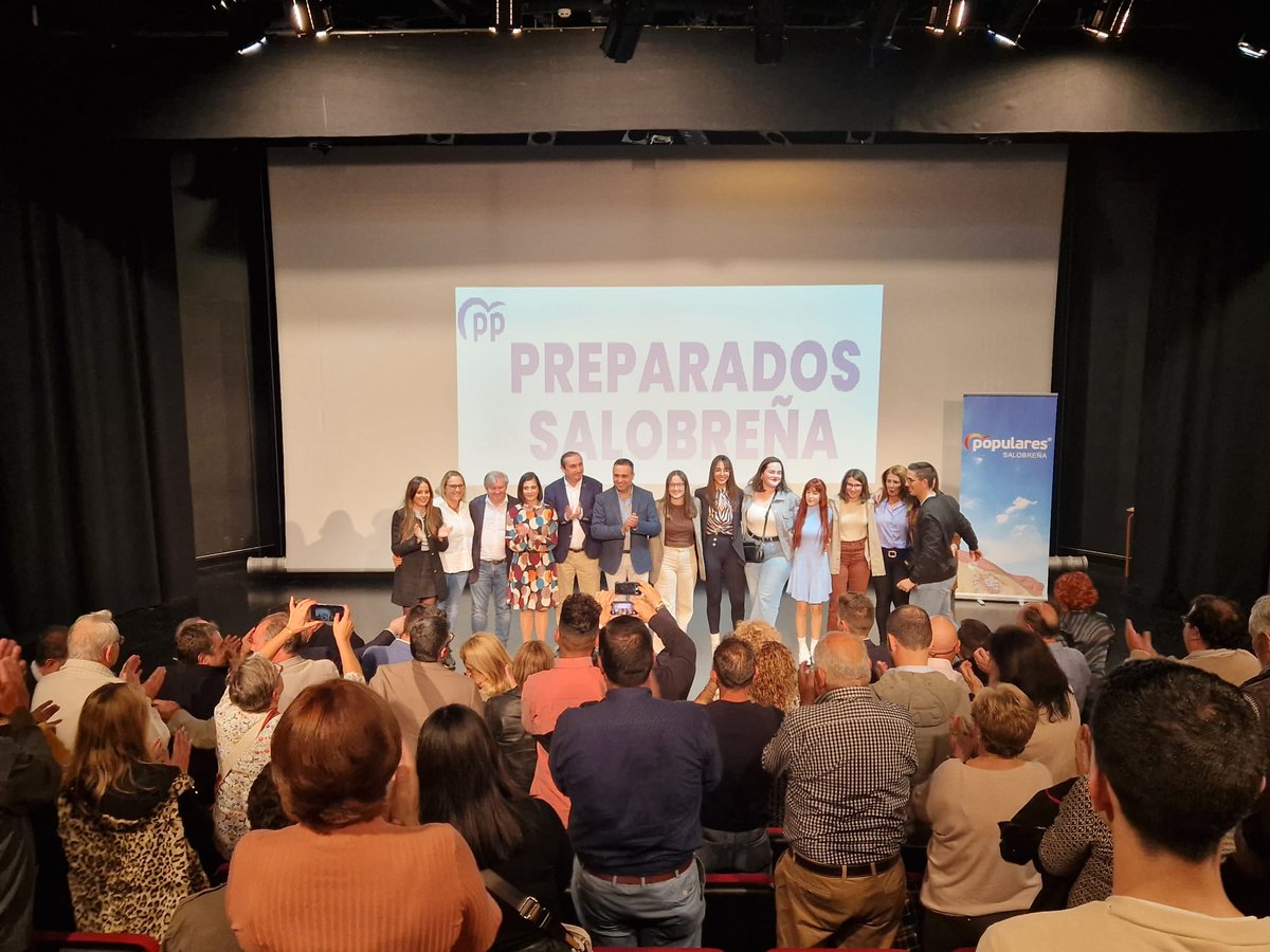 ppgranada's tweet photo. Salobreña necesita 
✅Cambiar
✅Progresar
✅Avanzar
Salobreña necesita a @RafaelBosch8, nuestro candidato a la alcaldía convencido del potencial de un municipio que tiene que dejar de ser vagón de cola para convertirse en locomotora
#PreparadosGranada https://t.co/qRfUBozfaN
