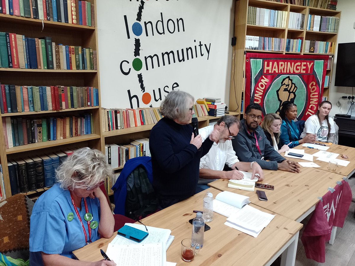 left_Haringey's tweet photo. Well attended public meeting called by Haringey Demands Better / Enough is Enough this evening, with inspiring contributions from workers and campaigners. Kevin Courtney (NEU) "Wages being held down isn't the solution to the crisis, it's the cause of the crisis!" https://t.co/pjX0ZIkCtr
