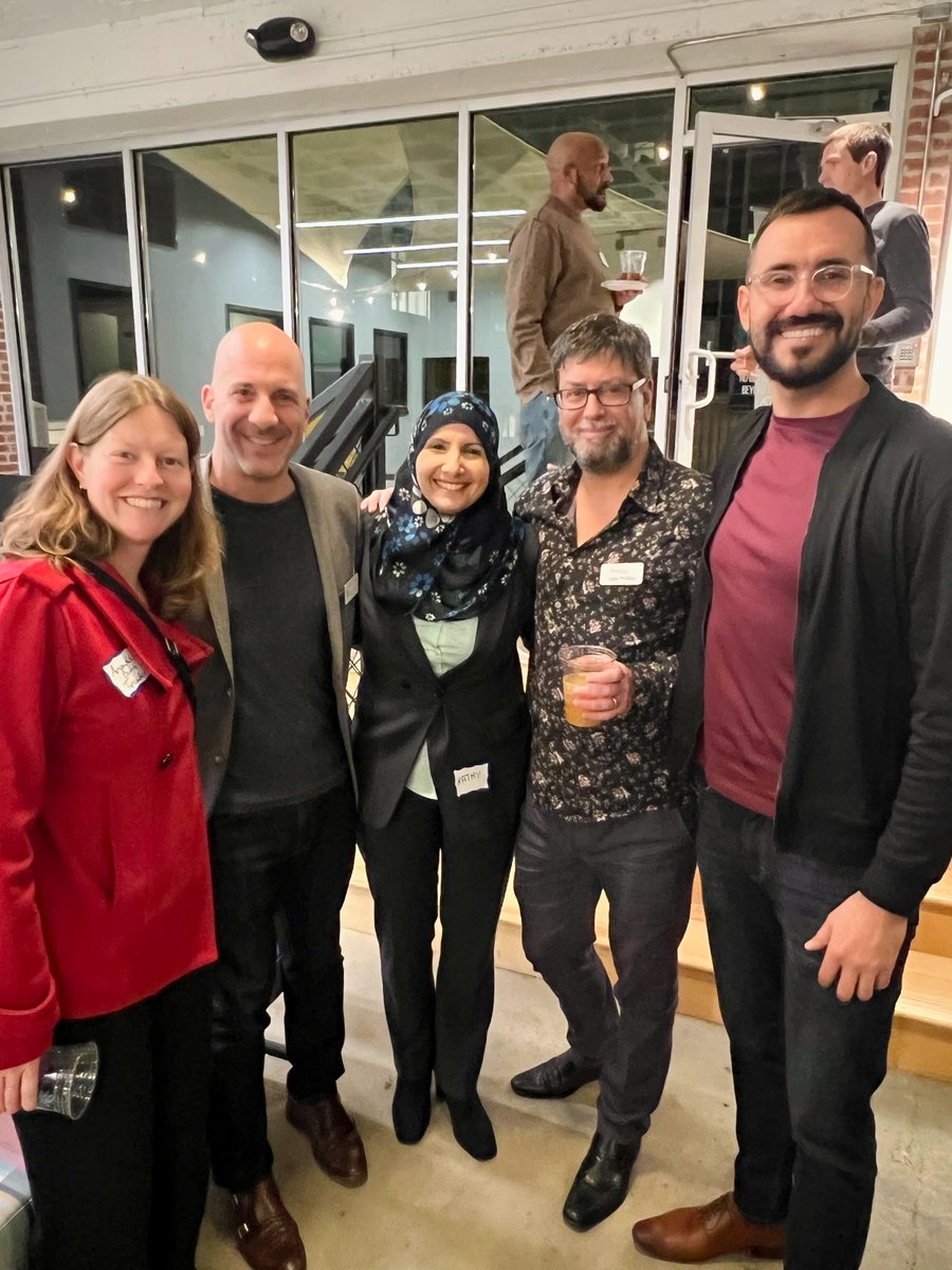 DHIT Global tweet media