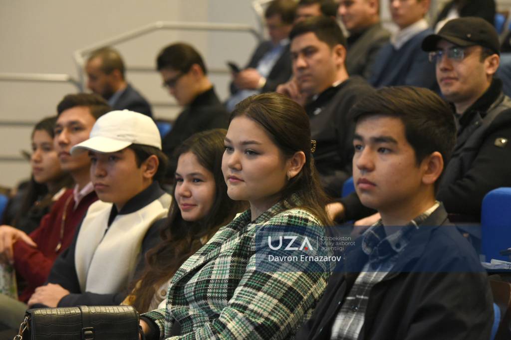 AfghanSolutions's tweet photo. The launch is organized by a joint project of the Ministry of Economic Development and Poverty Reduction of the Republic of Uzbekistan and the United Nations Development Programme (UNDP) in Uzbekistan "Empowering Youth to Master the Digital Economy and Digital Entrepreneurship" https://t.co/fCRWLGpW01