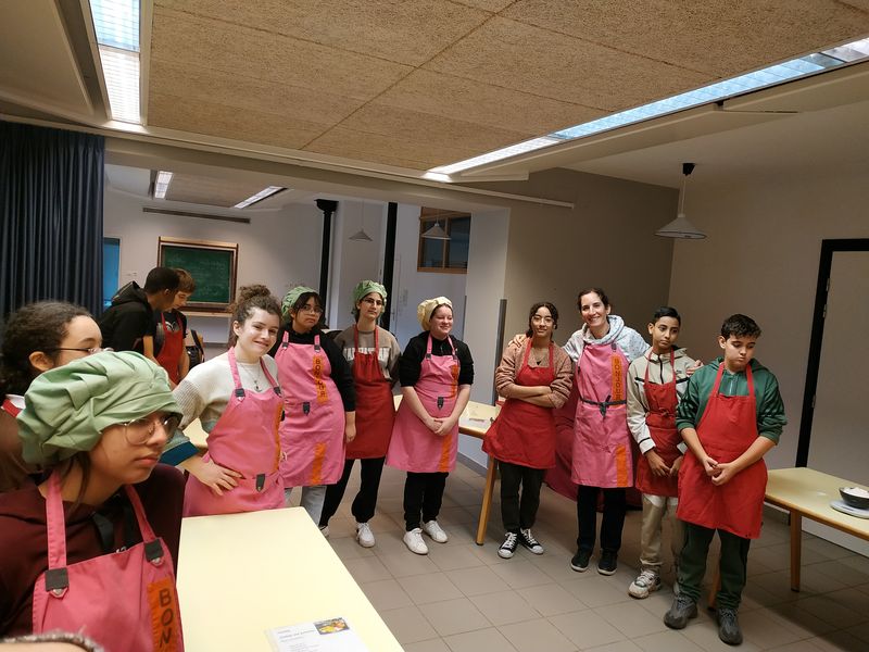 Organisatrice : Mme Rémen, professeure principaleAccompagnatrice : Mme Rapp

Dans le cadre du parcours citoyen et l'enseignement au développement durable, les élèves de 4eme C se sont rendus avec leurprofesseure principale, au centre d'initiation à la

…-arp-strasbourg.site.ac-strasbourg.fr/web/?p=3576