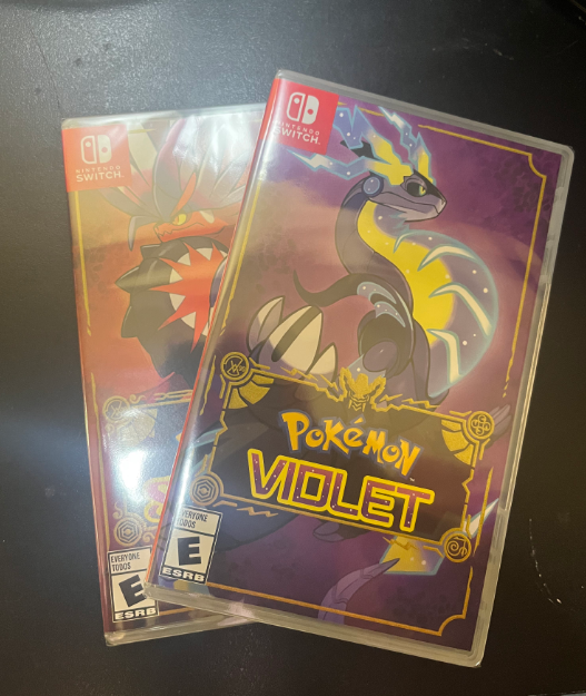 HecWho's tweet photo. Dang I got sent the wrong games #pokemon #PokemonScarletViolet https://t.co/Srn0PJFFGY