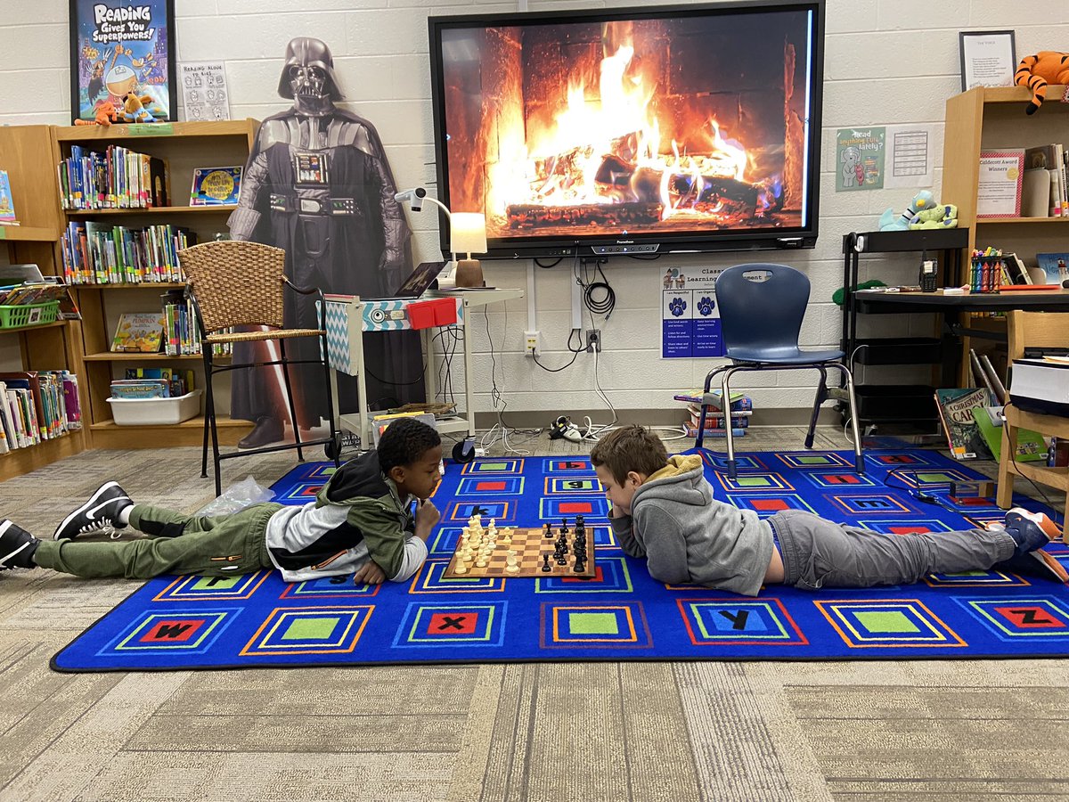 Cozy morning chess club. 🦁❤️♟#elementarylibrary #Libraries #schoolchess #Chess