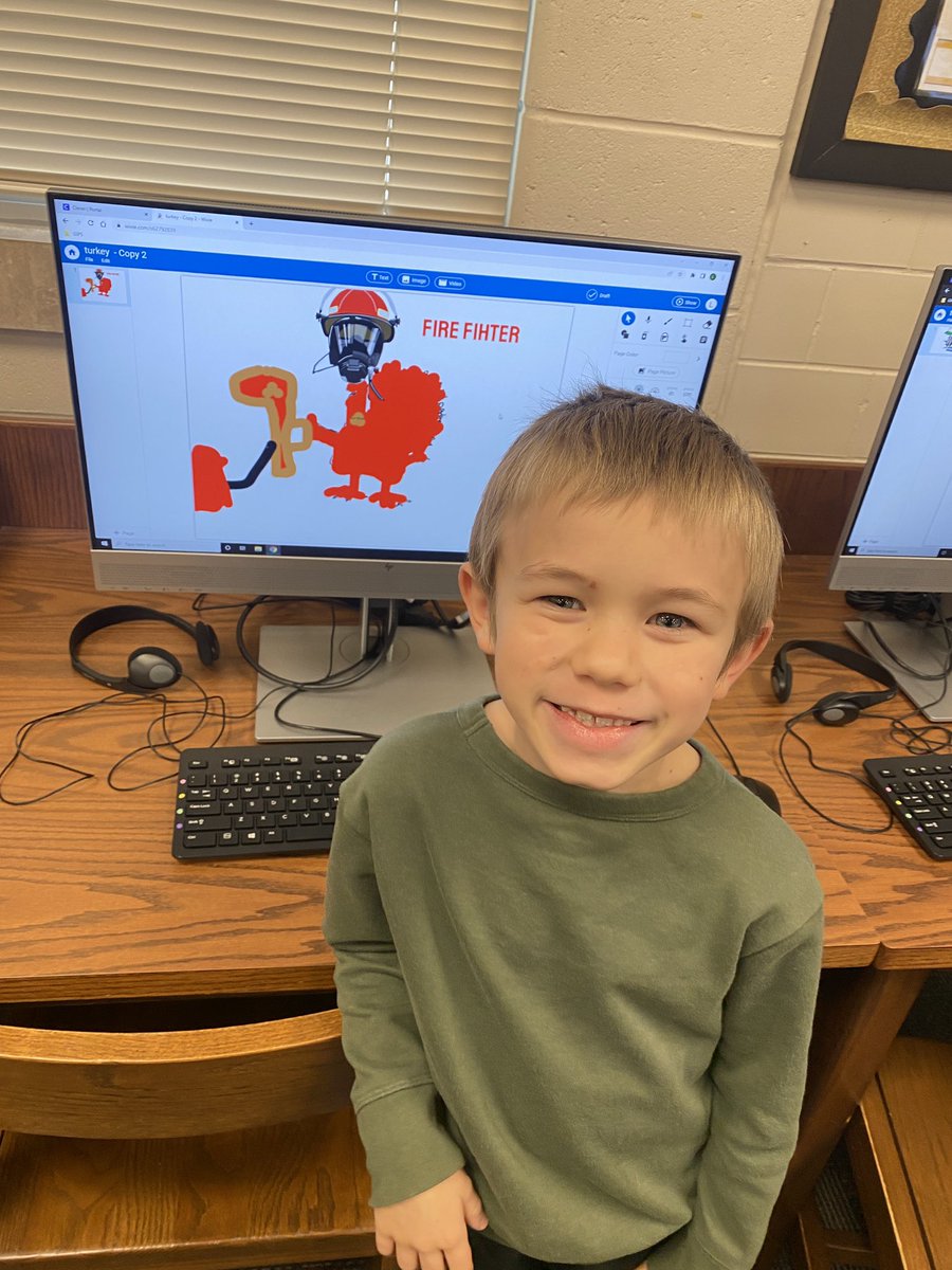 vchmelka's tweet photo. Disguising turkeys after reading Turkey Trouble. @SeedlingMileGI #2ndgradersrock https://t.co/OoB9EBir8i